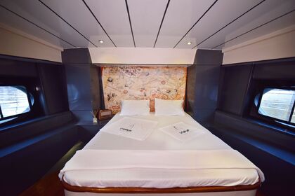 Custom built traditional gulet with a capacity of 4 people