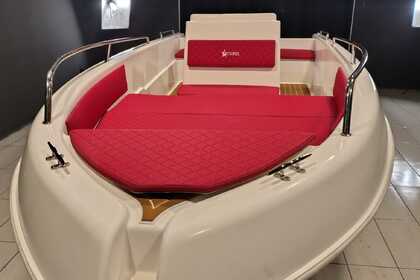 Private Boat-No drive Lincese