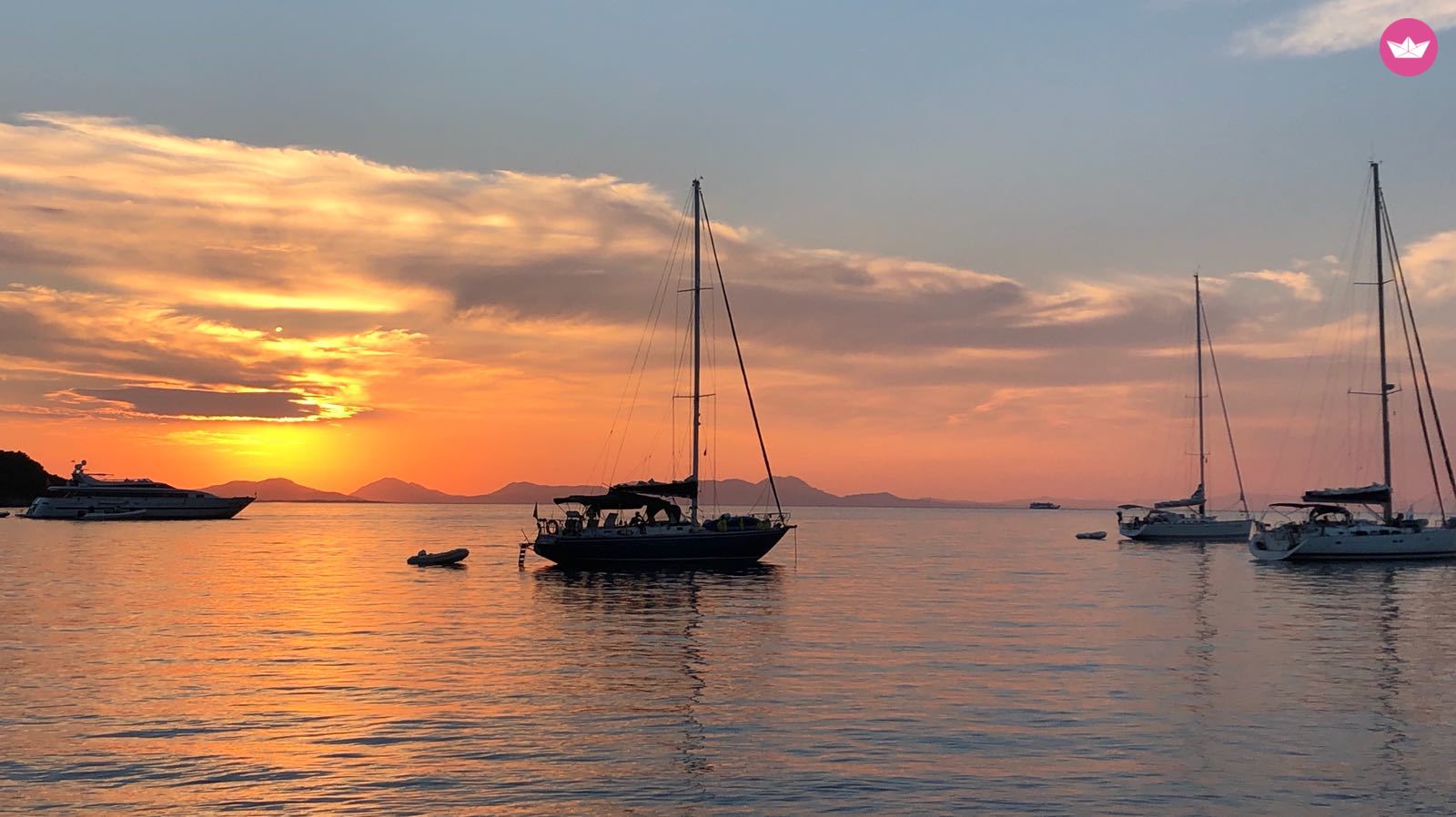Charter sailboat in Bari  