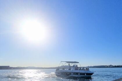 Alquiler precioso y nuevo Nireus 620CL