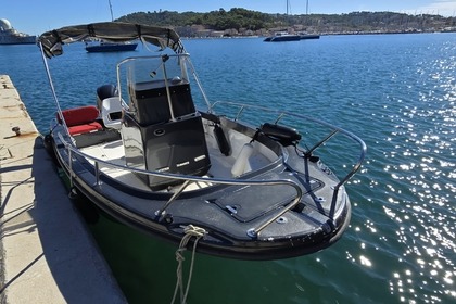 Miete Motorboot Boston Whaler Outrage 18 La Seyne-sur-Mer