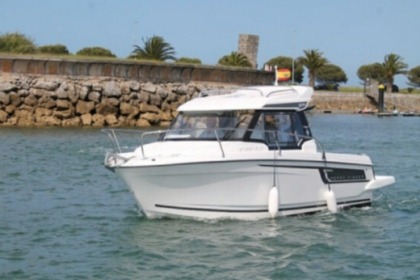 Hire Motorboat Jeanneau Merry Fisher 605 Santander