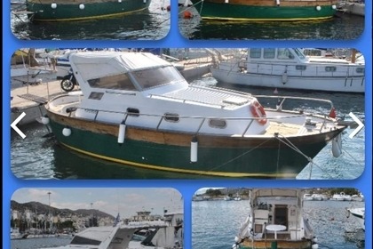 Charter Motorboat Apreamare Smeraldo 8 Cabinato Athens