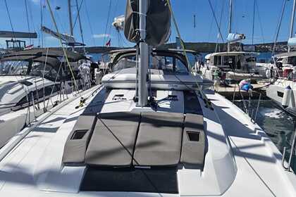 Verhuur Zeilboot Dufour Yachts Dufour 54 - 6 cab. Trogir