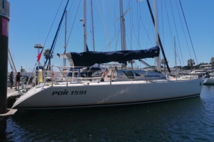 Charter Sailboat Jeanneau Jod35 Cascais