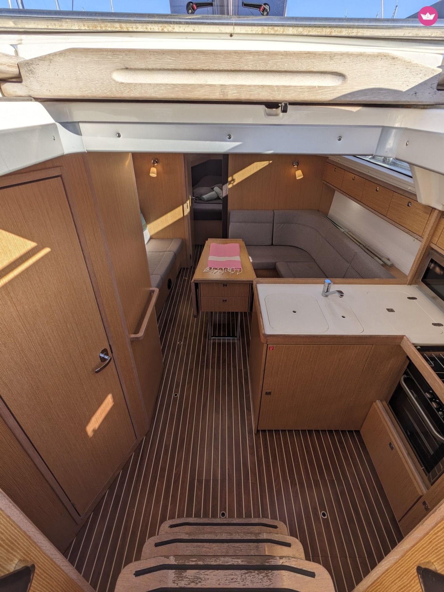 Hire Bavaria Cruiser 37