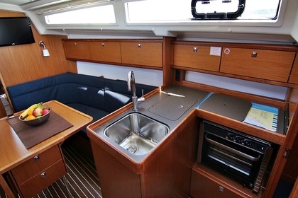BAVARIA Cruiser 34