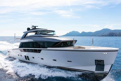 Charter Motor yacht San Lorenzo SX 88 Saint-Tropez