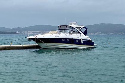 Miete Motorboot Regal 44.6 comodore Biograd na Moru