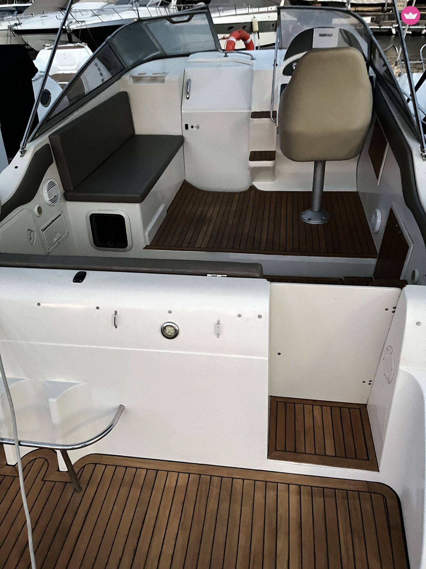 Bateau à moteur Regal Commodore 258 350cv 7