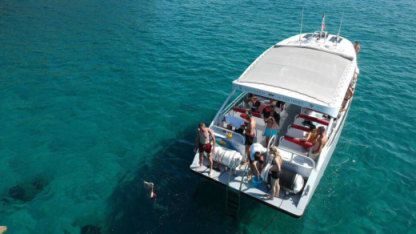 Miete Motorboot Custom 12 Cassis