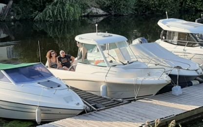 Location Bateau à moteur Jeanneau Merry Fisher 585 Conflans-Sainte-Honorine