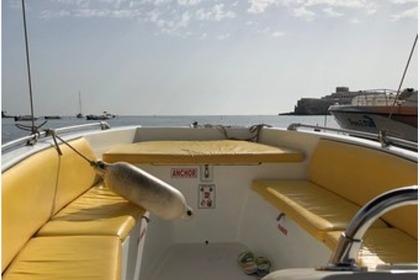 7 hours in paradise on the Scorpion speedboat open boat