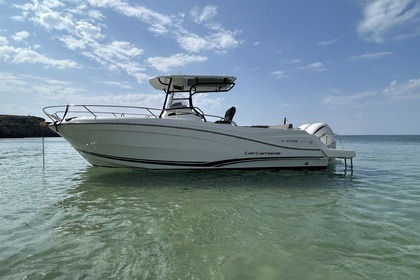 Location Bateau à moteur Jeanneau Cap Camarat 9.0cc La Trinité-sur-Mer