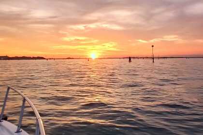 Location Bateau à moteur Aquabat Bahia 20 Venise