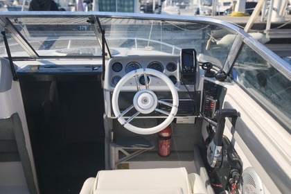 Location Bateau à moteur Fourwinns Sundowner 195 Saint-Raphaël