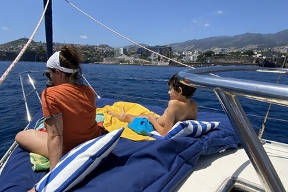 Rental Sailing yacht Jeanneau Sun Fizz Funchal