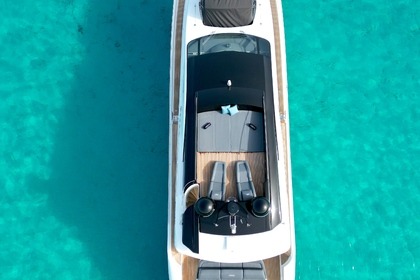 Pershing 90 - Sporting fly