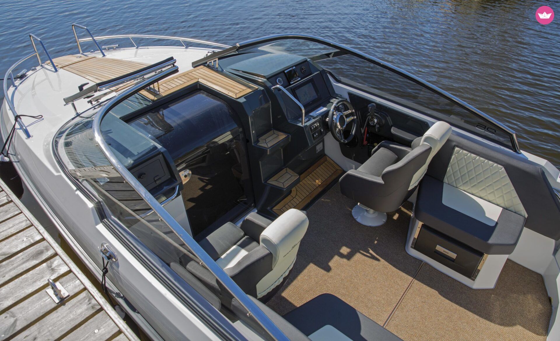 Bateau à moteur Grandezza 25S 300cv 2