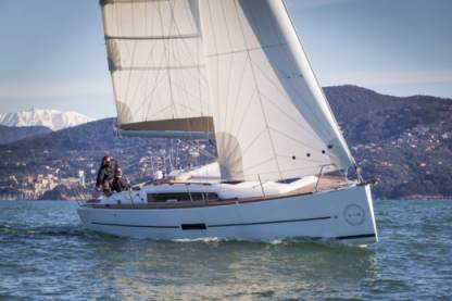 Charter Sailboat Dufour 310 Dériveur Lesté "Colibri" Arzon