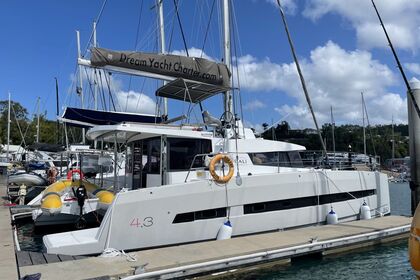 Hire Catamaran Catana Bali 4.3 with watermaker Whitsunday Islands