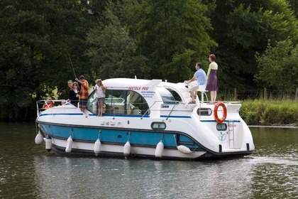 Hire Houseboat Confort 900 DP Sireuil