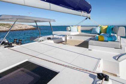 Rental Catamaran  Moorings 4200/3 Marsh Harbour