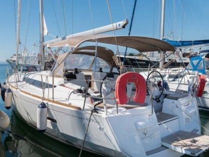 Charter Sailboat Jeanneau Sun Odyssey 409 Keramoti