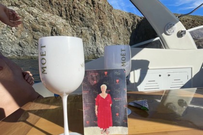 Luxury & comfort aboard our super motor boat