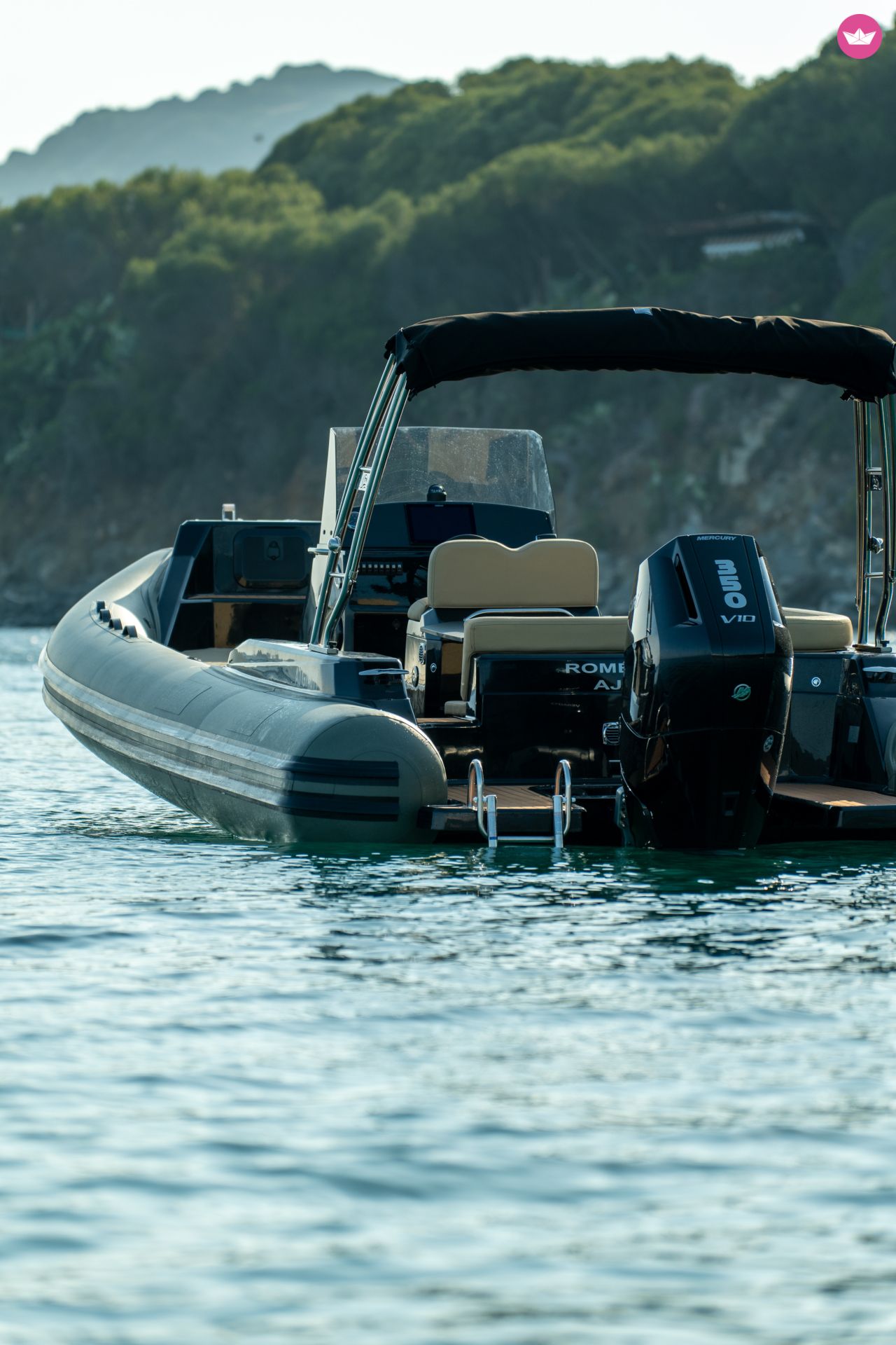 Semi-rigide Fanale Marine Altagna 800 350cv 5