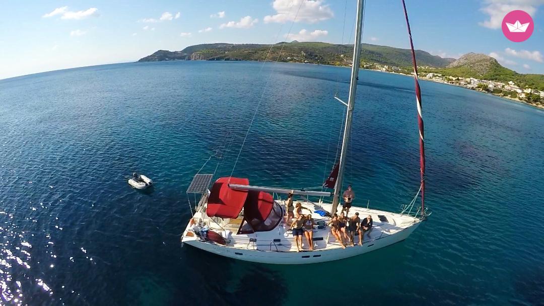 Beneteau Oceanis 411 in Athens for hire