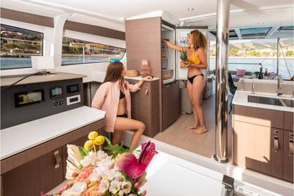 Noleggio Catamarano  Bali 4.2 Capo d'Orlando