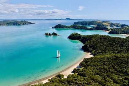 Luxury Sailing Catamaran - Cool Change - Kelsall 54