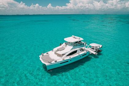 Charter Catamaran Leopard 51' Cancún