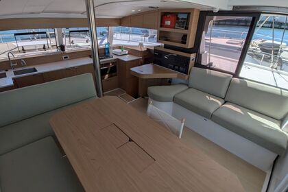 Rental Catamaran Catana Group Bali Catsmart - 4 + 2 cab. Pozzuoli