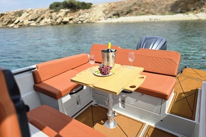 Aquaholic Protagon 25