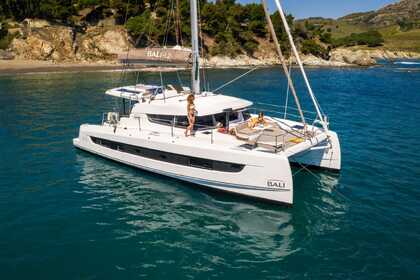 Czarter Katamaran Catana Group Bali 4.2 - 4 + 1 cab. Trogir