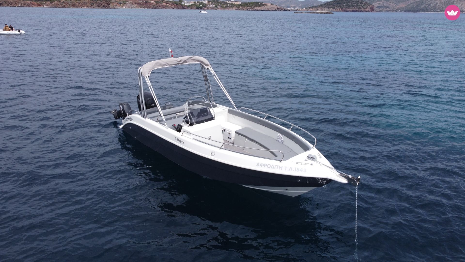 Bateau à moteur MARINE GT
