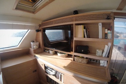 Yacht Charter in San Blas Island Catana 65 (2009)