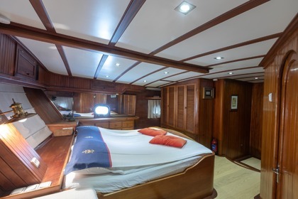 Custom Built 5 kabin luxury Gulet For 10 pax