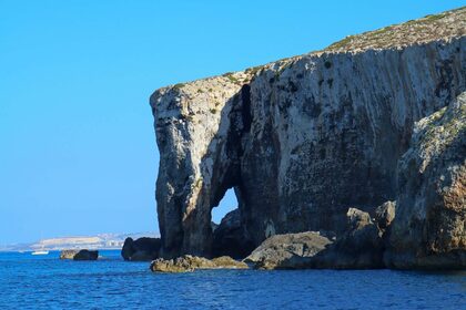 Private Boat Rental: Explore Comino, Blue Lagoon, Crystal Lagoon & Gozo