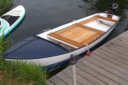 Hire Motorboat Stalen vlet buitenboordmotor - vecht Nigtevecht