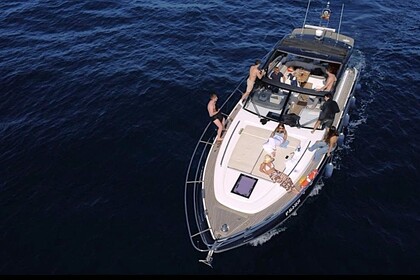 Hire Motorboat Princess V48 Dénia