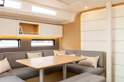 Charter Sailboat  Moorings 41.3 Road Town