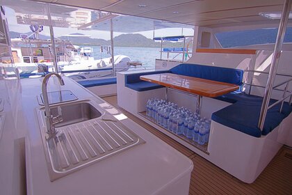 Island Spirit 38 - Island Breeze