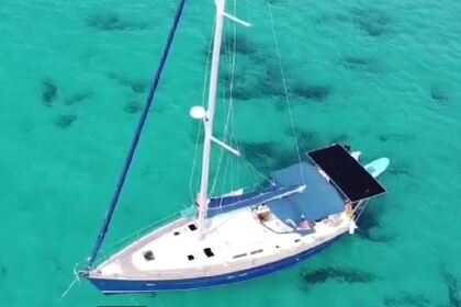 Hire Sailboat Beneteau Oceanis 423 Saint-Raphaël