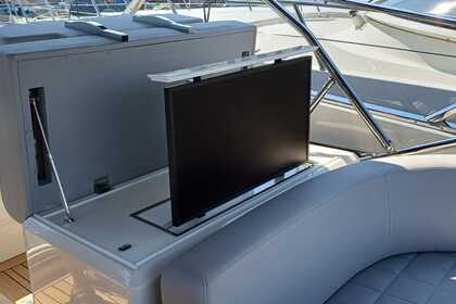 Verhuur Motorboot  Itama 62 Napels