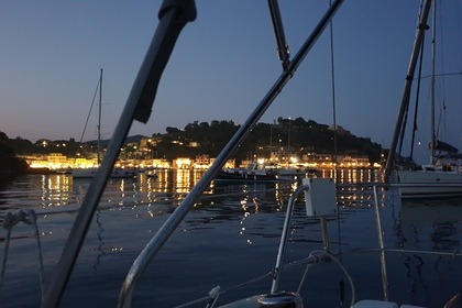 Tuscany sailboat housing & cruising