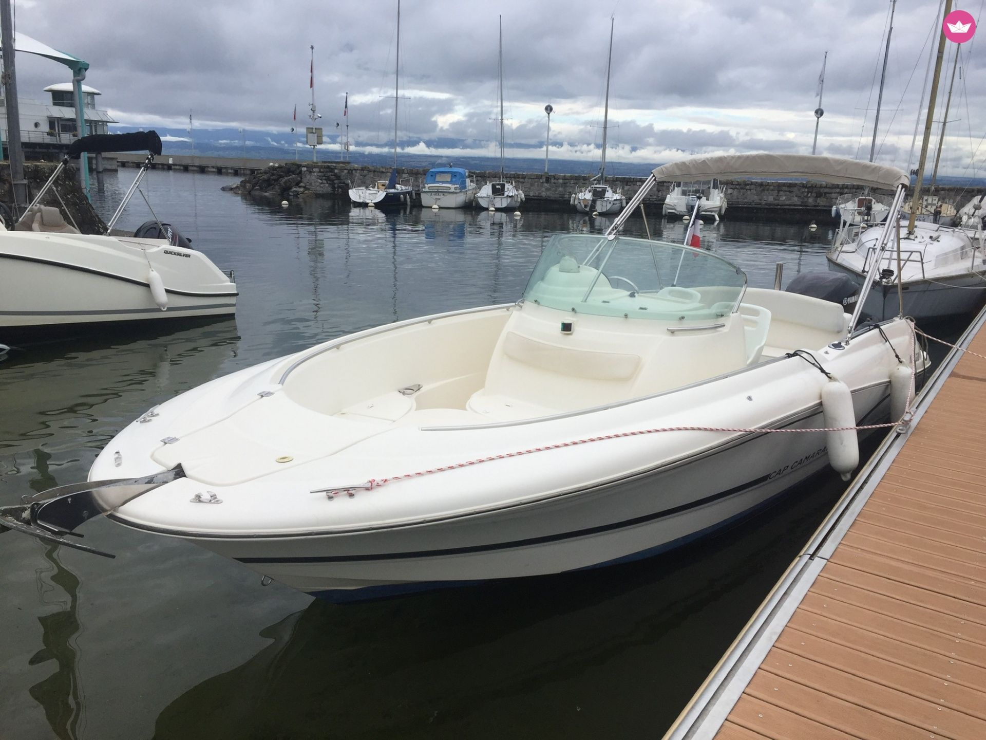 Bateau à moteur Jeanneau Cap Camarat 250cv 2