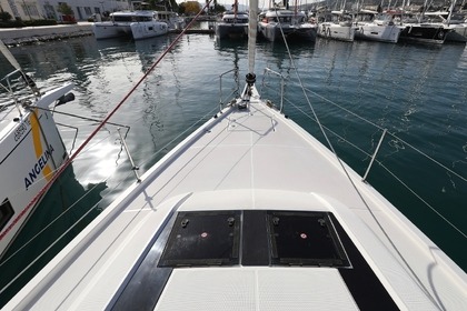 Verhuur Zeilboot Beneteau Oceanis 46.1 Vrulje
